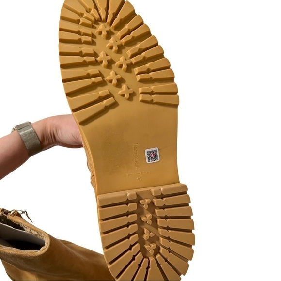 NEW LARROUDE Hailey Suede Leather Booties Tan Sz 10 - Picture 7 of 10